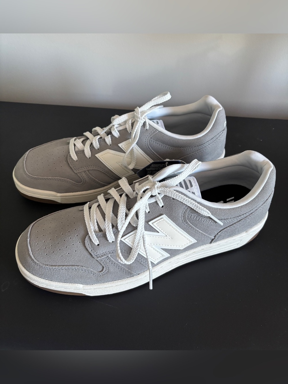 New With Tags Men's New Balance Basketball Shoes Size 12